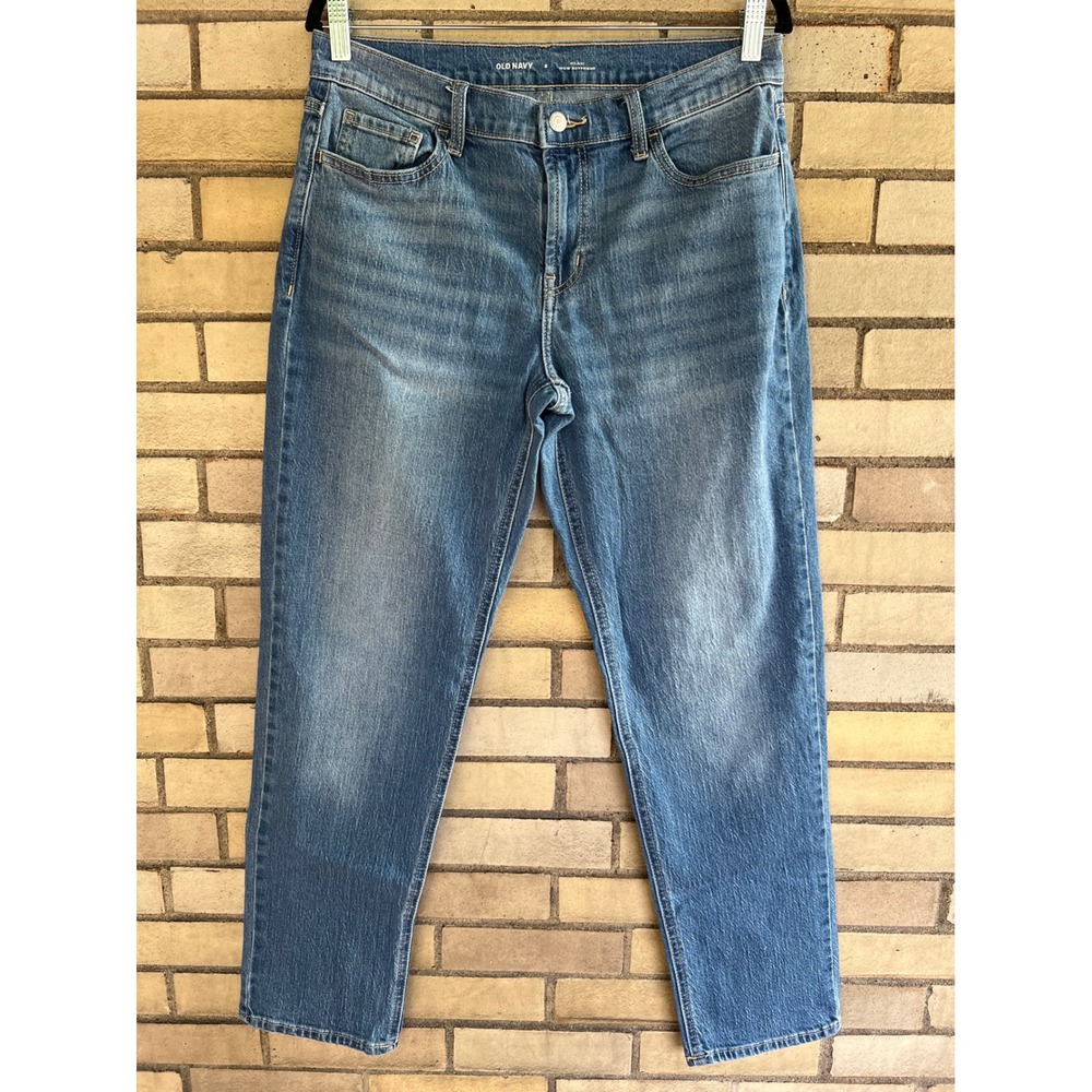 Old Navy Wow Boyfriend Mid-Rise Medium Wash Straight Leg Jeans Size 8